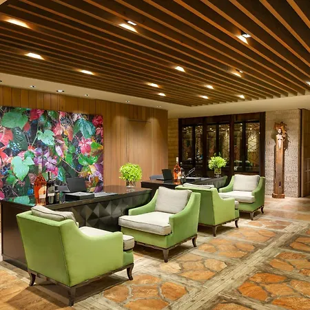 Caeli Hotel